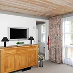 Hébergement de vacances 6 Person Holiday Home In Allingabro