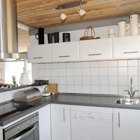 6 Person Holiday Home In Allingabro Hébergement de vacances